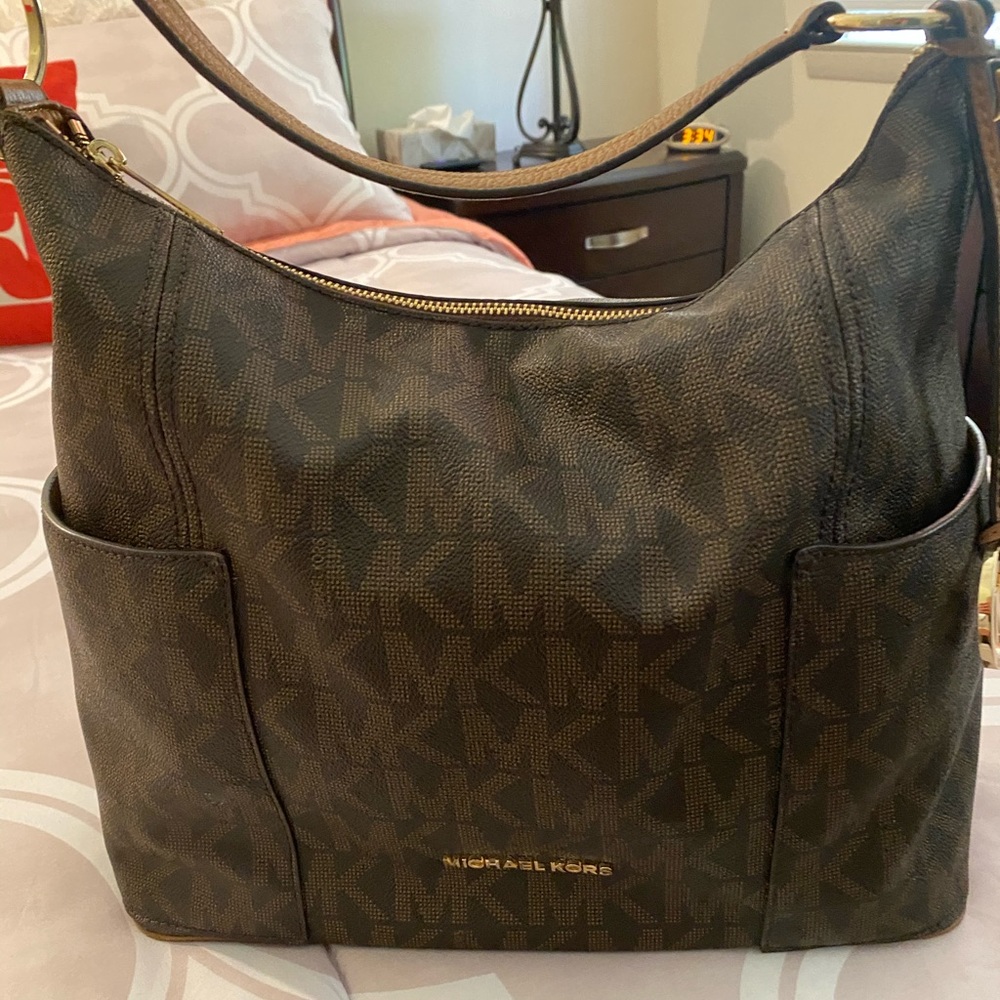 Michael Kors purse